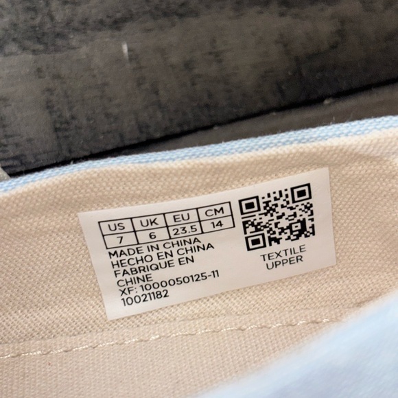 TOMS Tiny Bliss Light Blue Speckled Chambray Dots Bow Slip-On Shoes SZ7 - Picture 4 of 8